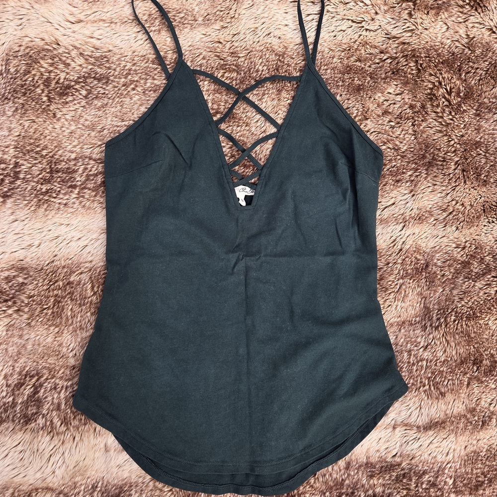 Vintage Y2K Dark Green Cross-Front Strappy Cami – Trendy Essential Minimalist